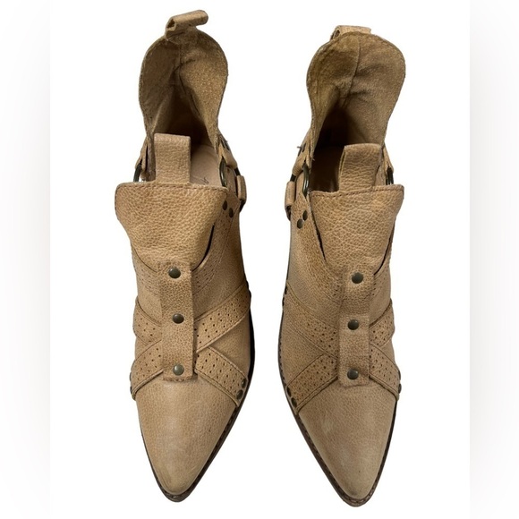 ANTHROPOLOGIE MATISSE Leather Pointed Toe Ankle Booties - Picture 7 of 15